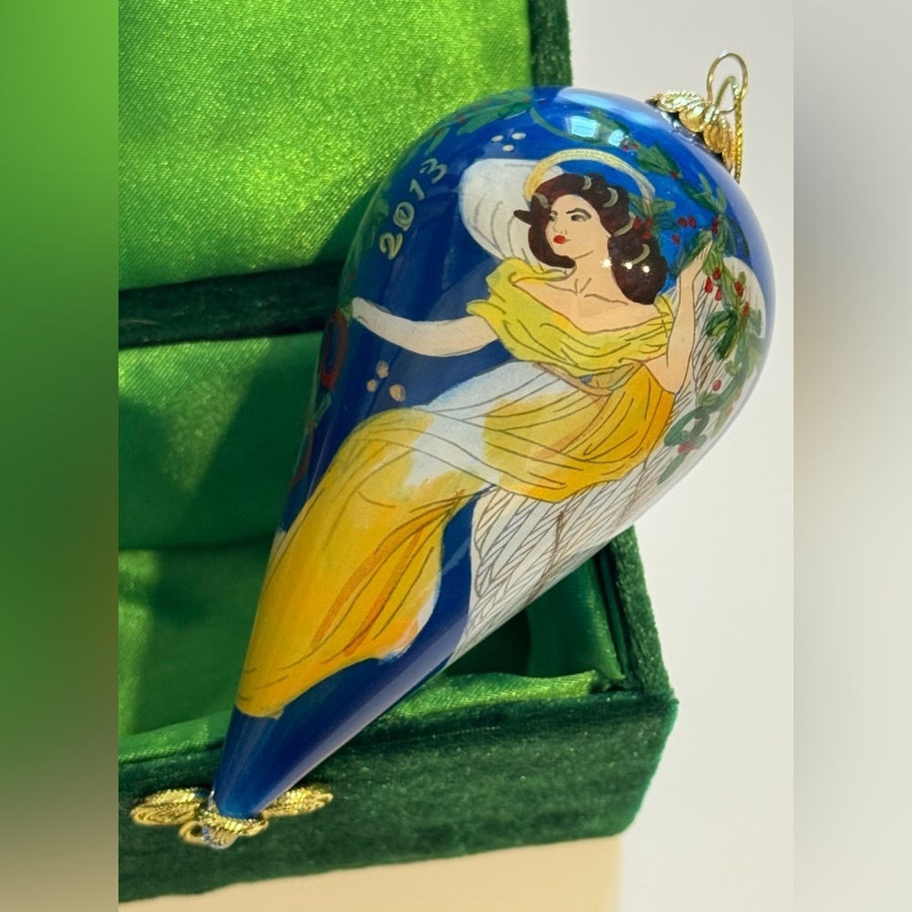 Li Bien Pier 1 Glass Reverse Painted Angel Christmas Ornament 2013 w/Velvet Box